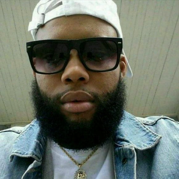 Meet your Posher, Evan - Picture 1 of 1